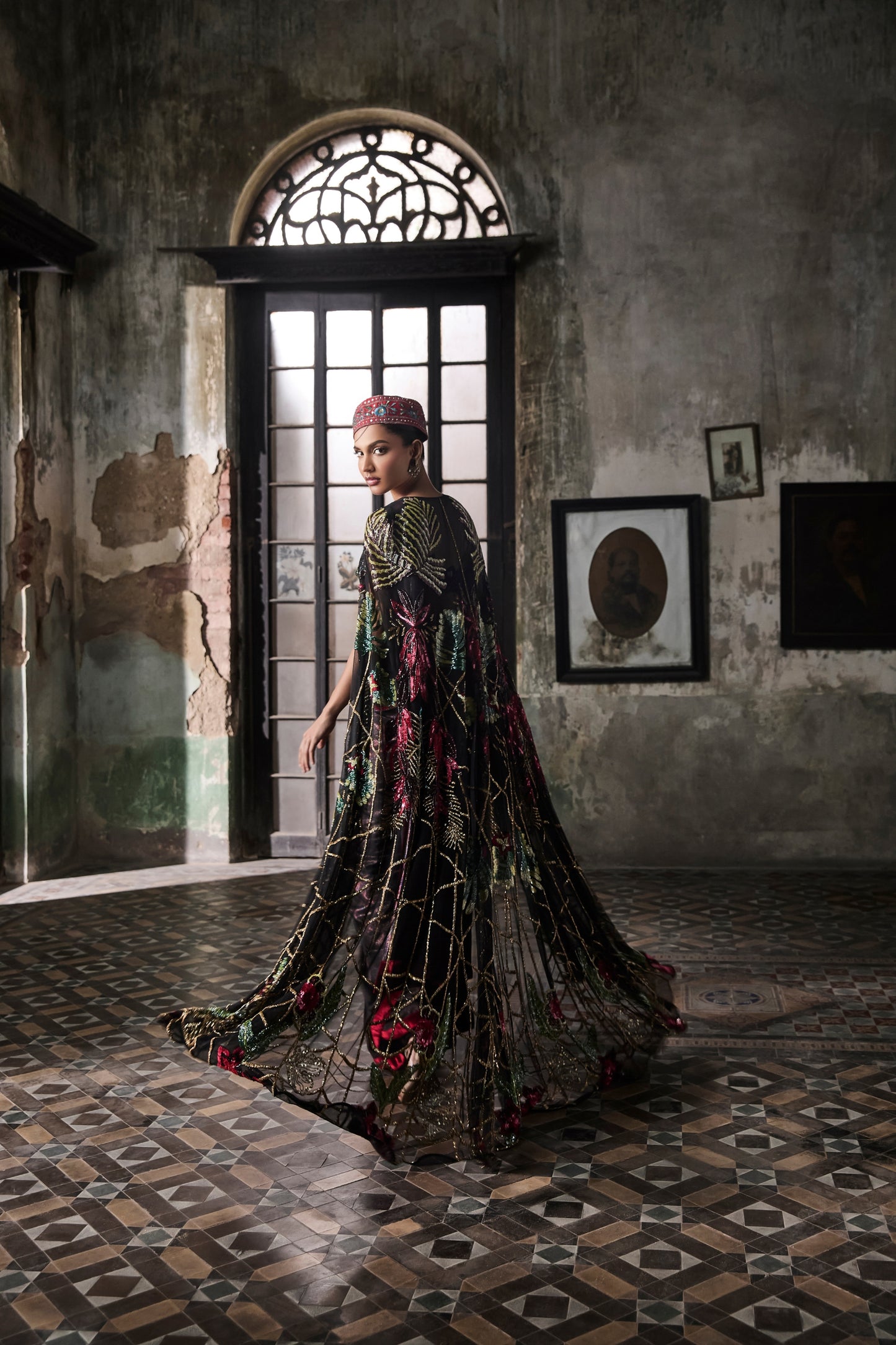 BLACK FOIL PRE-STITCHED DRAPE SARI WITH HAND EMBROIDERED CAPE AND BLOUSE