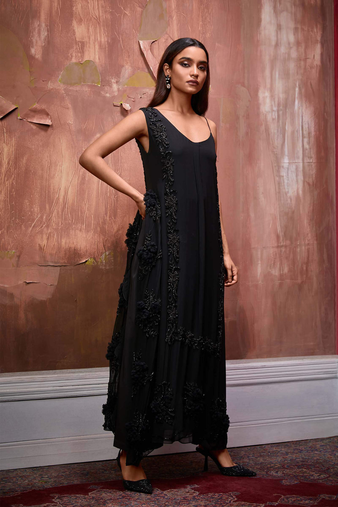 Black Toga Tunic With Tulle Flowers Embroidery And Trousers