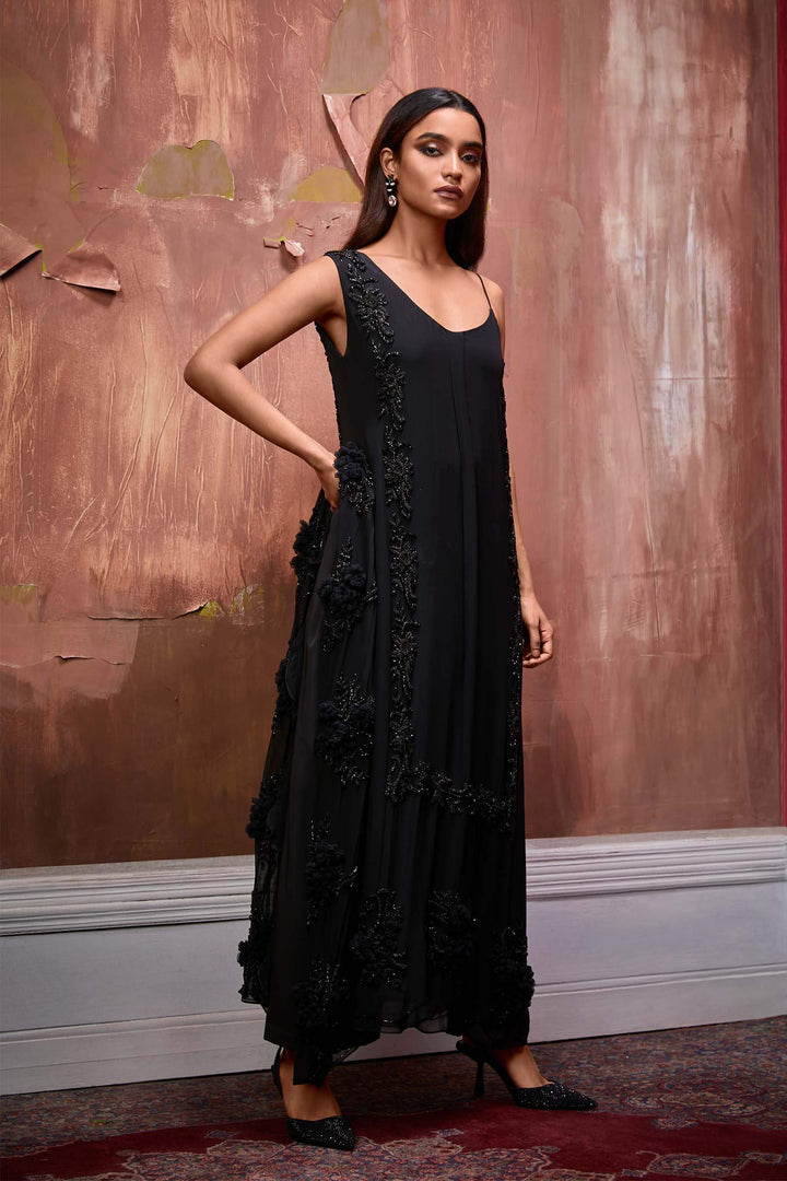 Black Toga Tunic With Tulle Flowers Embroidery And Trousers