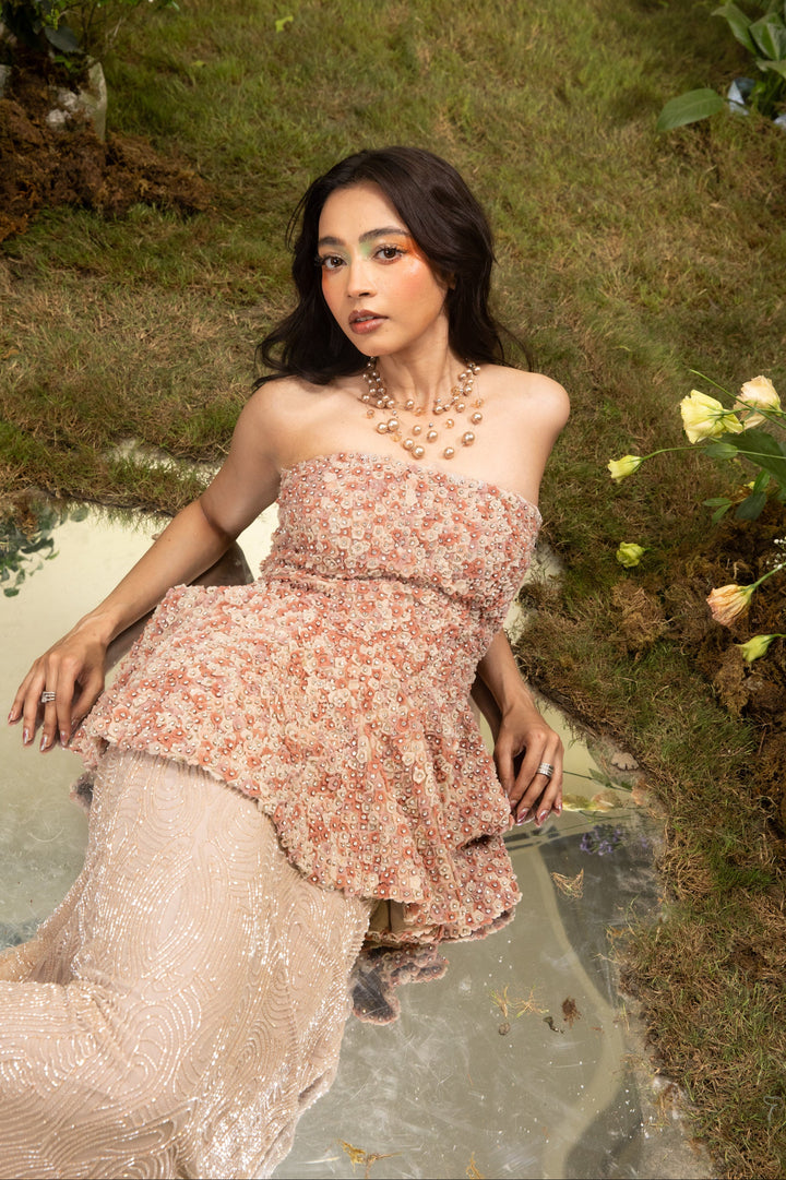 Pale Peach 3d Flower Peplum And Beaded Slit Skirt