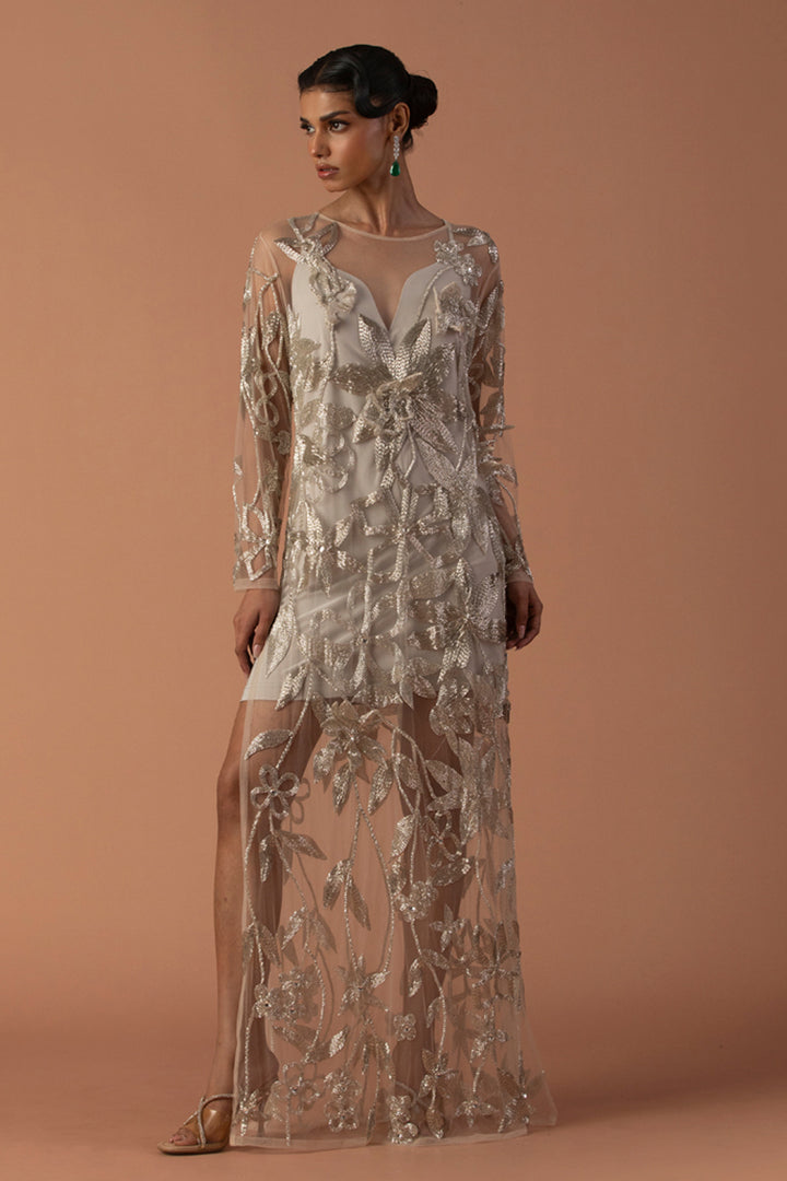 Iris Colum Gown With Floating 3D Flowers