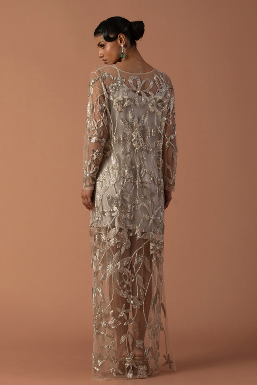 Iris Colum Gown With Floating 3D Flowers